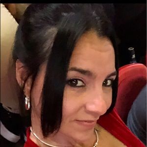 Meet your Posher, Yanetsy